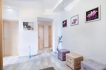 Minskhouse Apartments Hotel